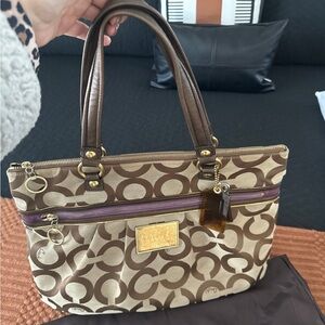 Coach Poppy Logo Purse Handbag No. G1072-15331 Brown/Tan
Exterior, Teal Interior